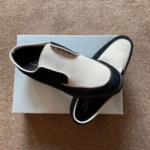 NWOT Vintage Suede Hush Puppies